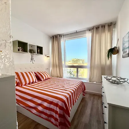 San 65 - Reformado - Centrico - 2 Min Centro - 700 M Playa - Wifi *